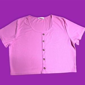 Romwe scoop neck pink crop top. Faux buttons down front.